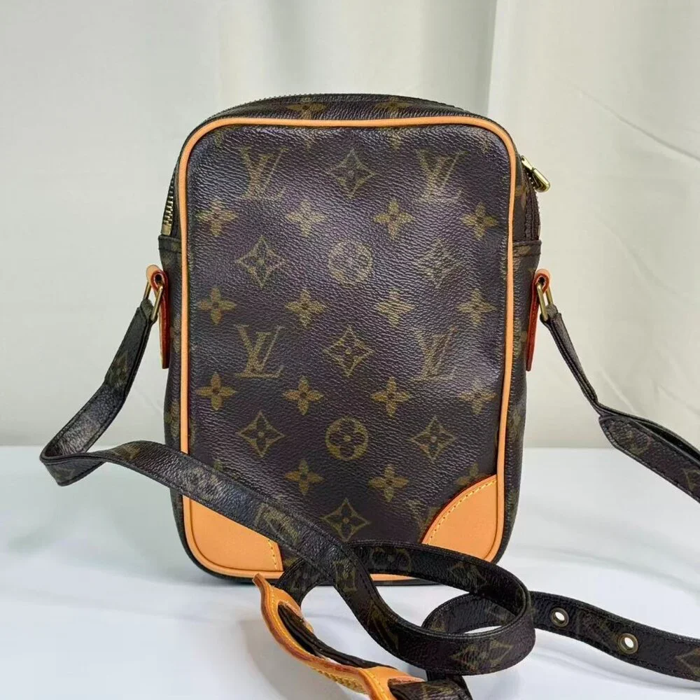 Louis Vuitton Monogram Canvas Crossbody Bag Brown & Beige Trimmed - Picture 3 of 8
